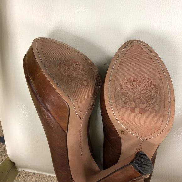 Vince Camuto shoes - Picture 4 of 6